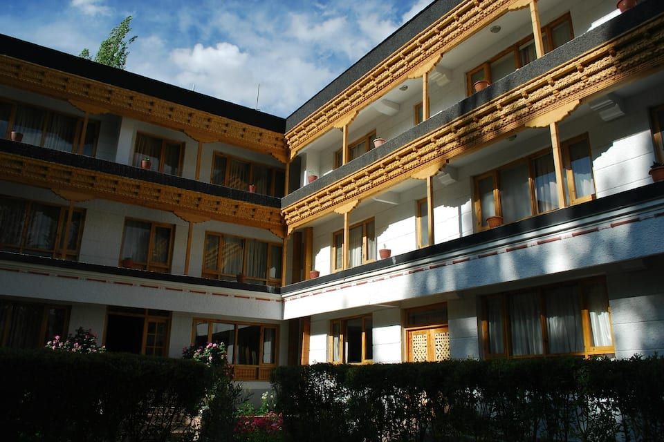 undefined Hotel Caravan Centre 2